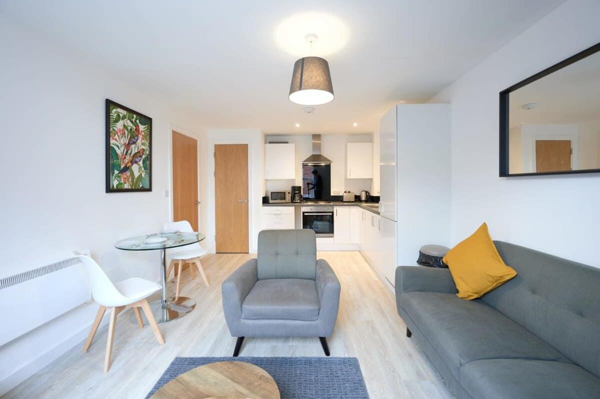 Fabulous 1 Bedroom Apartment In Central Preston Preston  Bagian luar foto